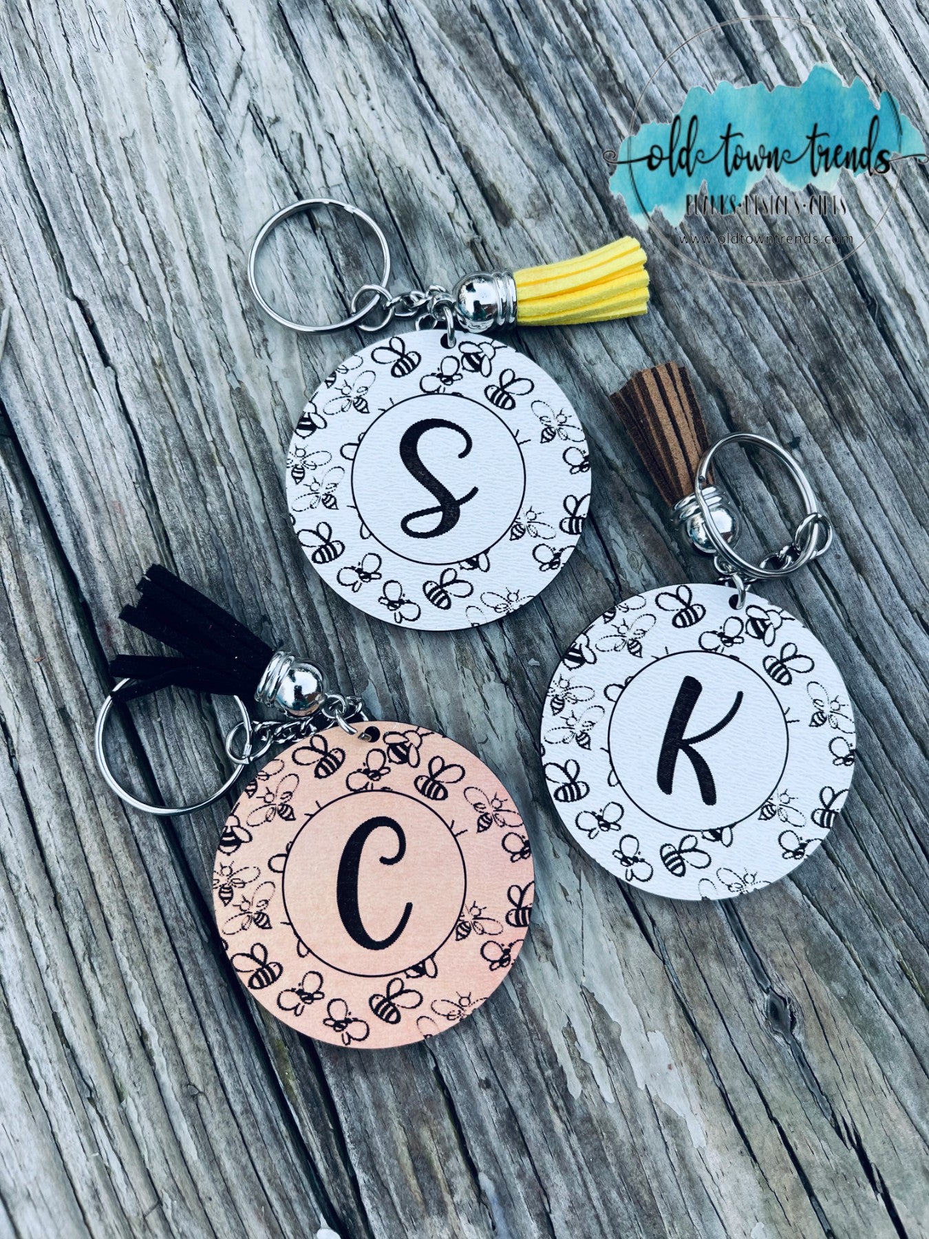 OldTownTrends Bee Pattern Engraved Initial Keychain Set, Keychains Svg, Scrap Fillers, Money Makers, Laser Ready