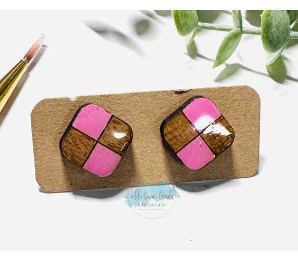 Abstract Rounded Square Studs Scored shiplap bottom, 4 equal part, SVG, scored earring patterns, glowforge, laser ready